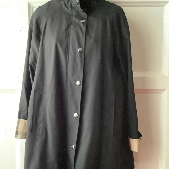 Burberry Brit Ladies Raincoat